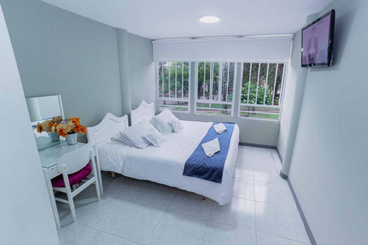 Apartasuites & Hotel Bogota Teusaquillo Екстериор снимка